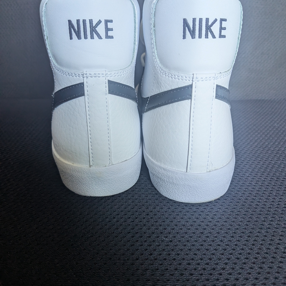 Nike Kids White and Black High-Top Sneakers - Picture 5 of 7